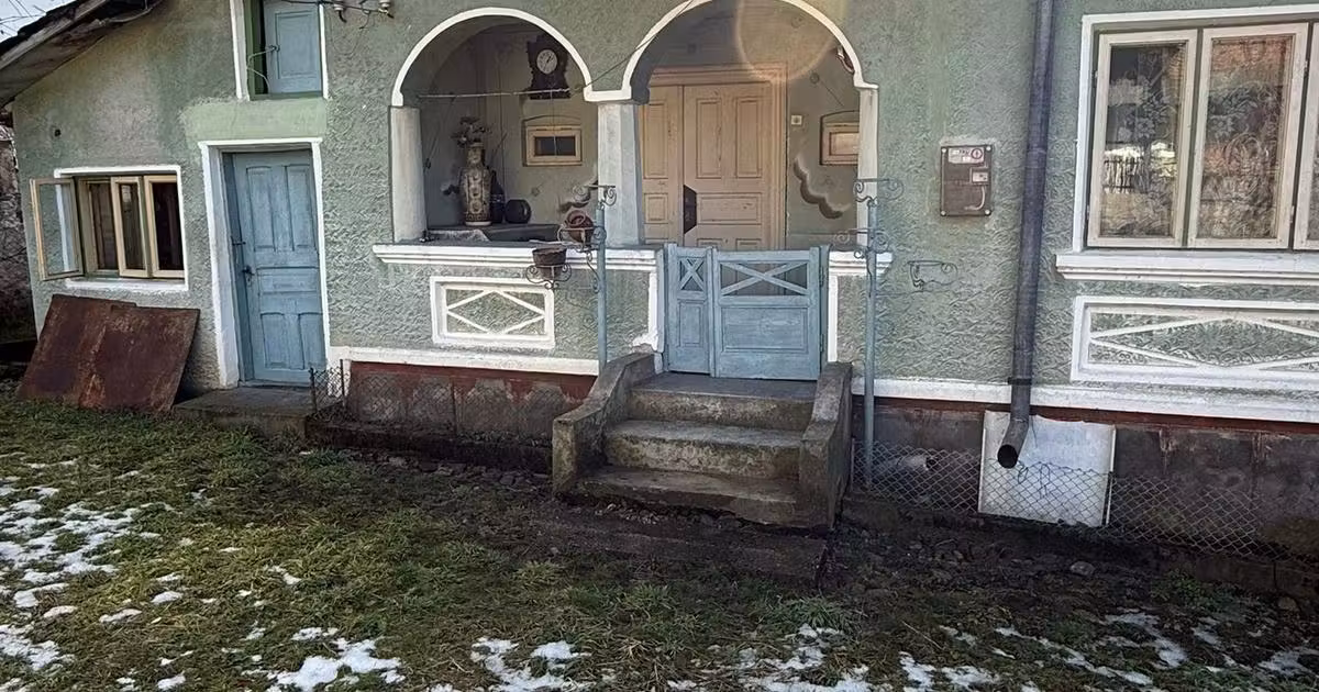 Casă individuală de vânzare cu 6 camere în Bărbătești