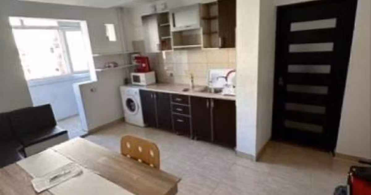 Apartament de vânzare cu 2 camere în zona Sebastian, Sector 5
