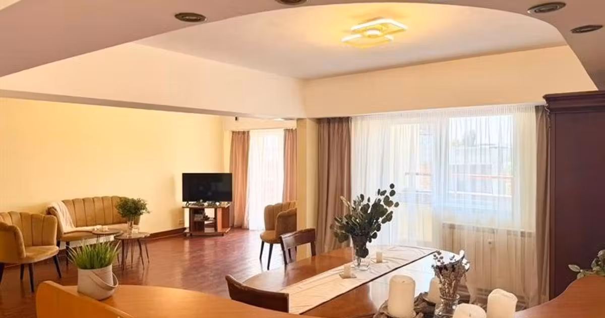 Apartament de vânzare cu 4 camere în zona Unirii, Sector 3