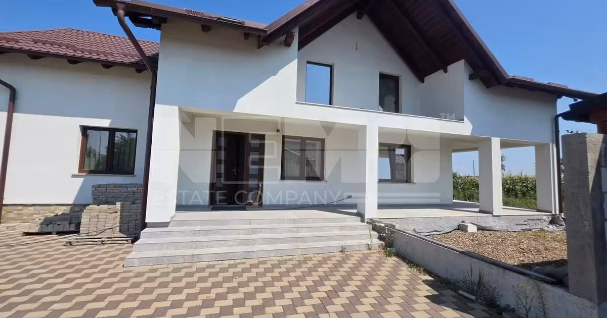 Casă individuală de vânzare cu 5 camere, mobilată în Dumbrăveni