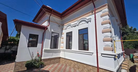Casă Central