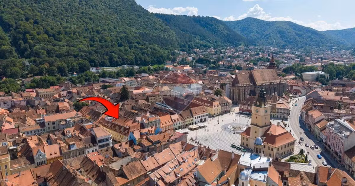 Apartament de vânzare cu 2 camere, mobilat în zona Centrul Istoric, Brașov