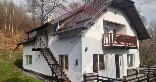 Casă Tohănița