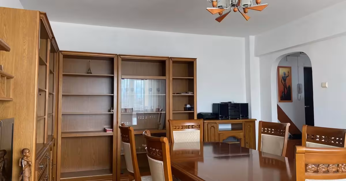 Apartament de vânzare cu 2 camere, mobilat în zona Central, Ploiești