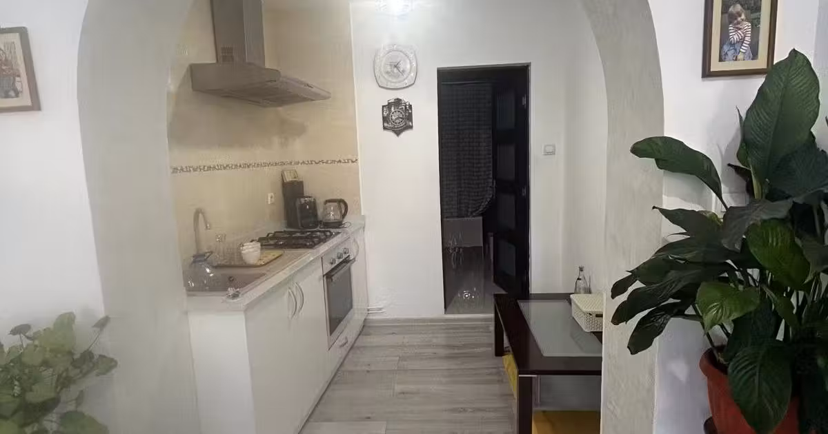 Casă individuală de vânzare cu 4 camere în zona Independenței, Bistrița