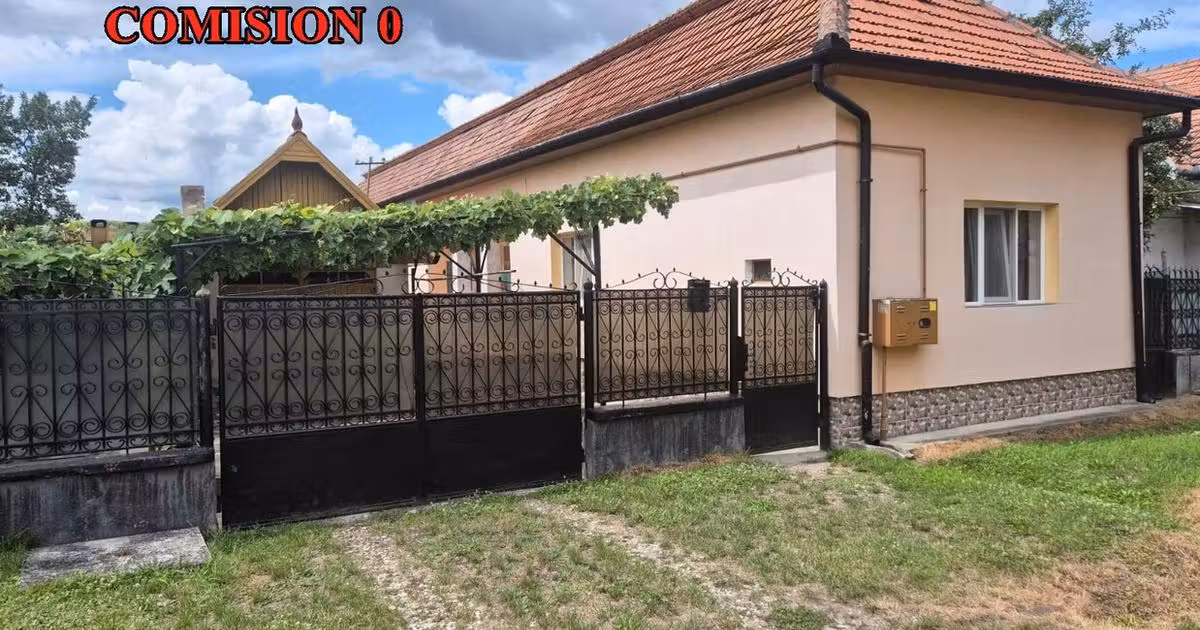 Casă individuală de vânzare cu 4 camere în Ocna Mureș