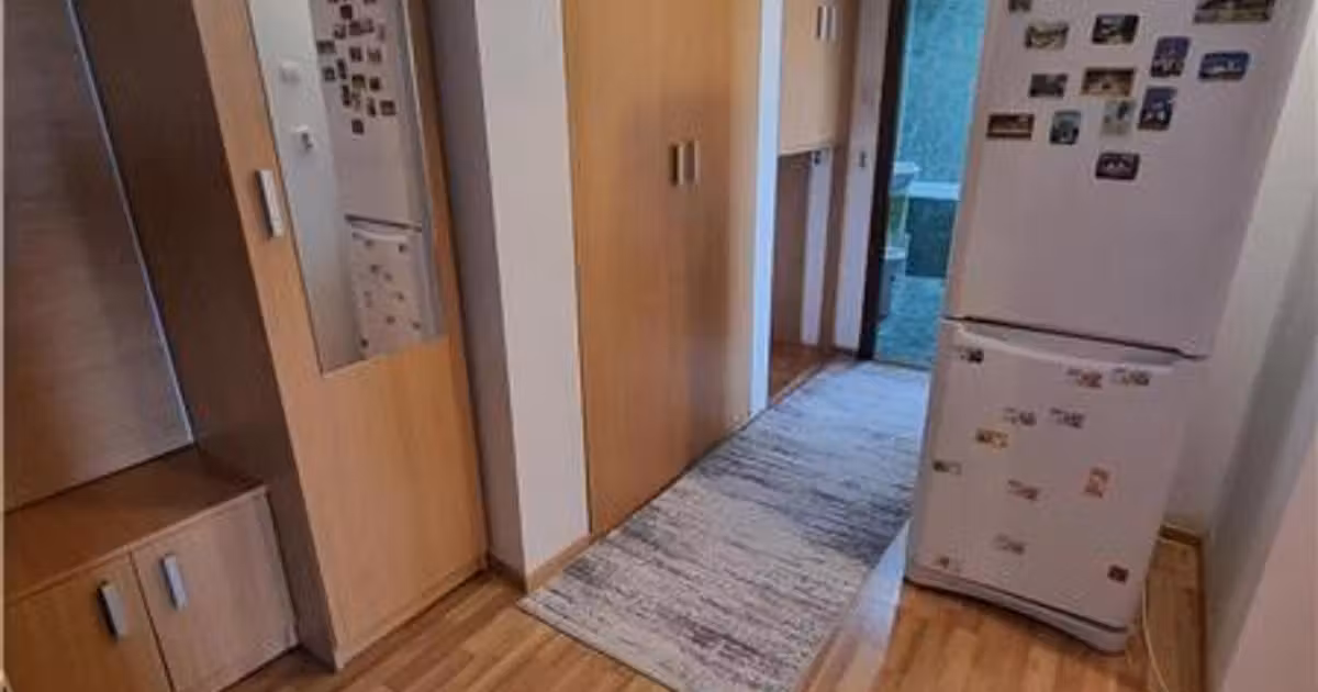 Apartament de vânzare cu 2 camere, mobilat în zona 1 Mai, Alexandria