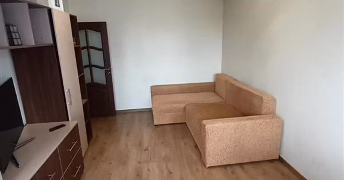 Apartament de vânzare cu 2 camere în zona Gării, Brăila