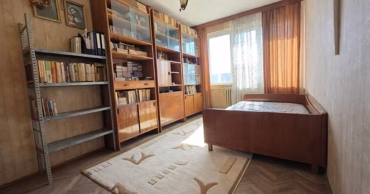 Apartament de vânzare cu 3 camere în zona Central, Constanța