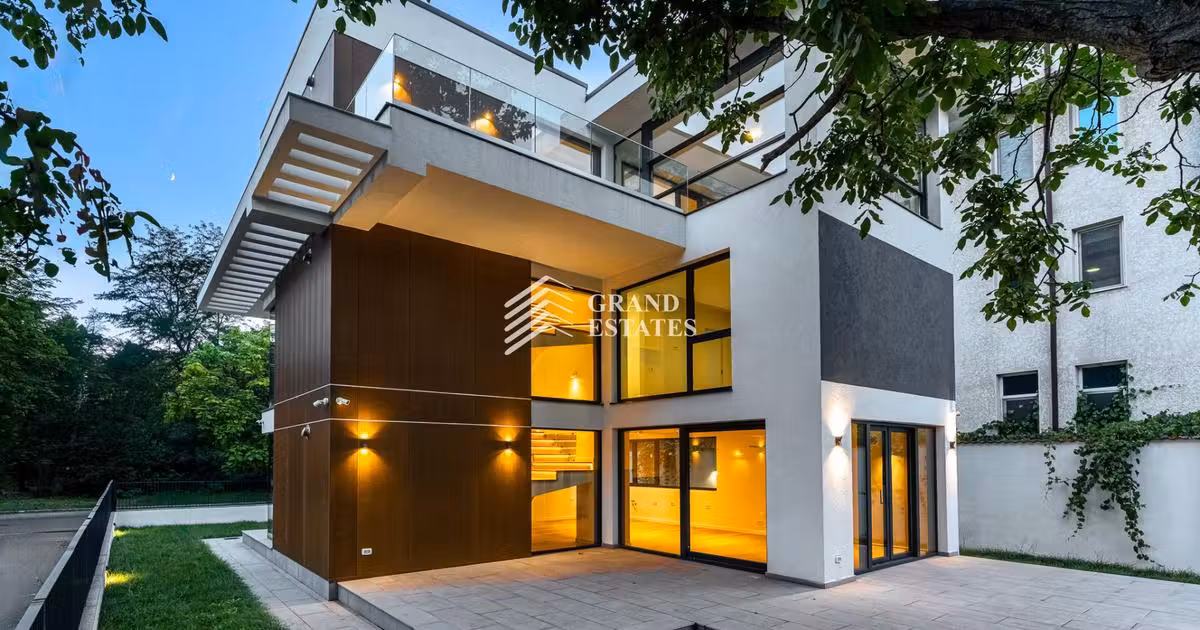 Casă individuală de vânzare cu 6 camere în zona Băneasa, Sector 1