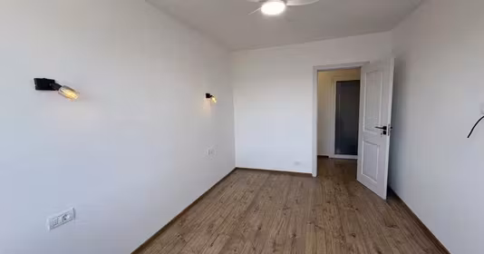 Apartament Titan