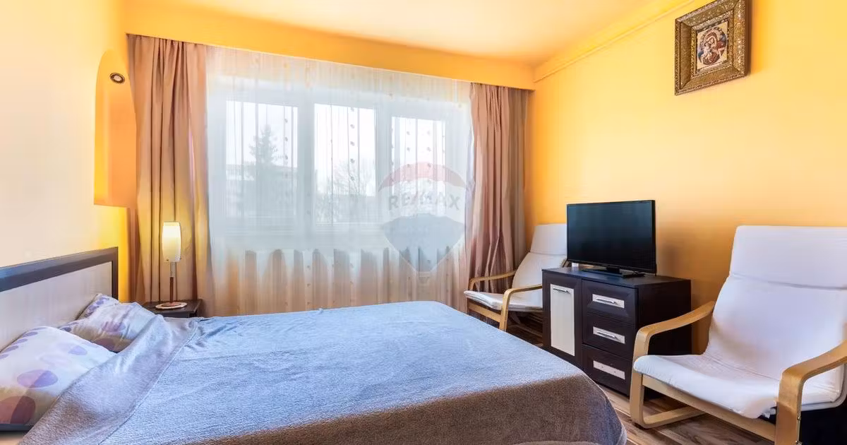 Apartament de vânzare cu 3 camere, mobilat în zona Mănăștur, Cluj-Napoca