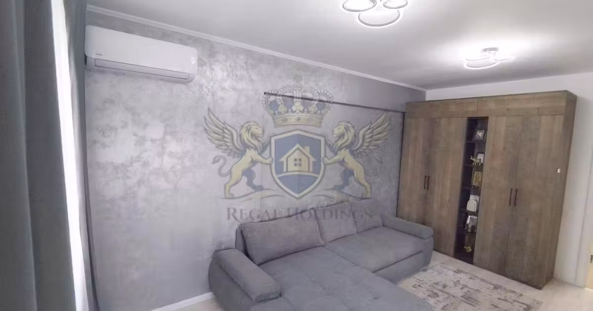 Apartament de vânzare cu 2 camere, mobilat în zona Tractorul, Brașov