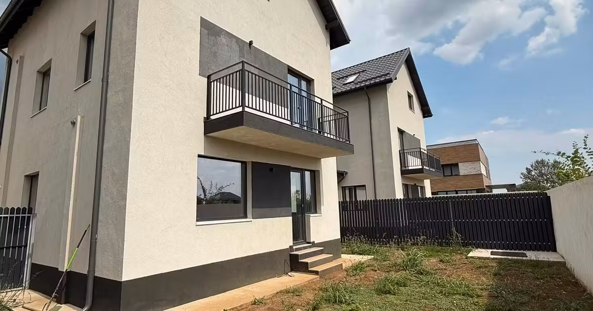Casă de vânzare cu 5 camere în Bragadiru