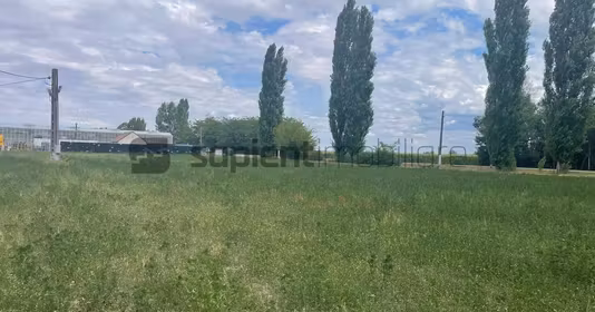 Teren Batăr