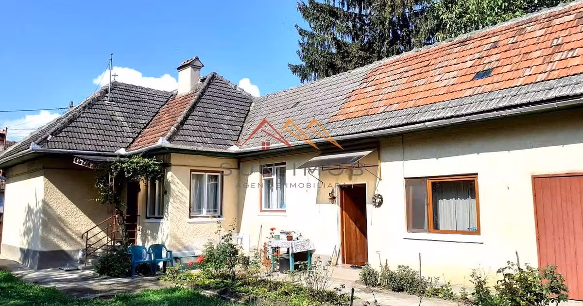 Casă individuală de vânzare cu 2 camere în Săcele