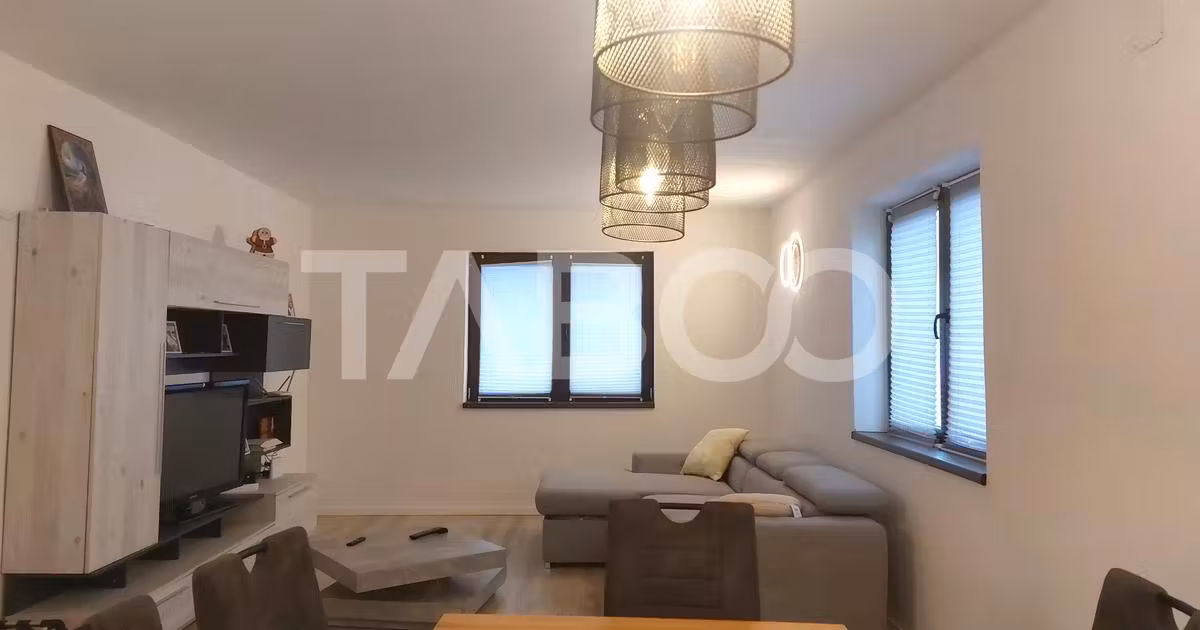 Casă individuală de vânzare cu 4 camere, mobilată în Cisnădie