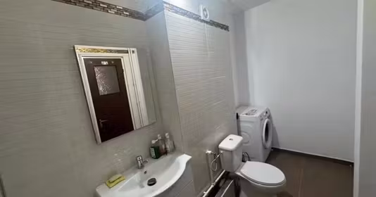 Apartament Titan