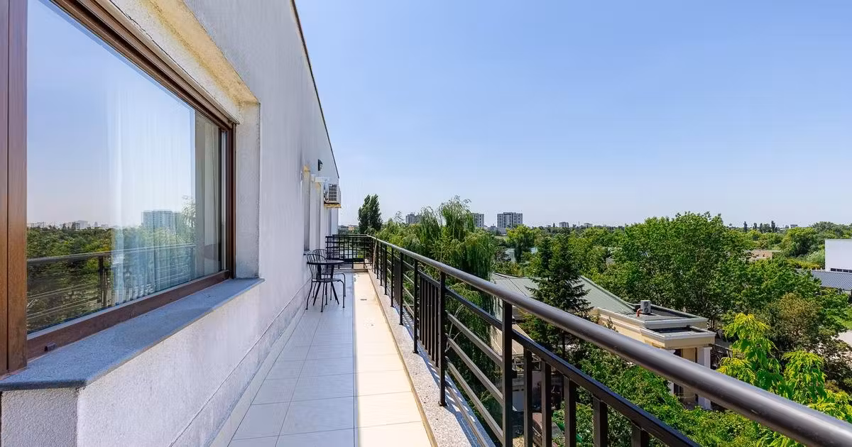 Apartament de vânzare cu 3 camere, mobilat în zona Sisești, Sector 1