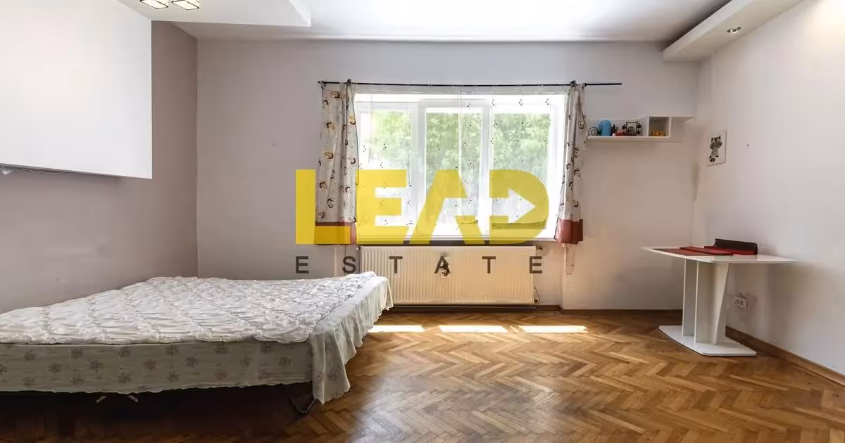 Garsonieră de vânzare în zona Centrul Istoric, Brașov