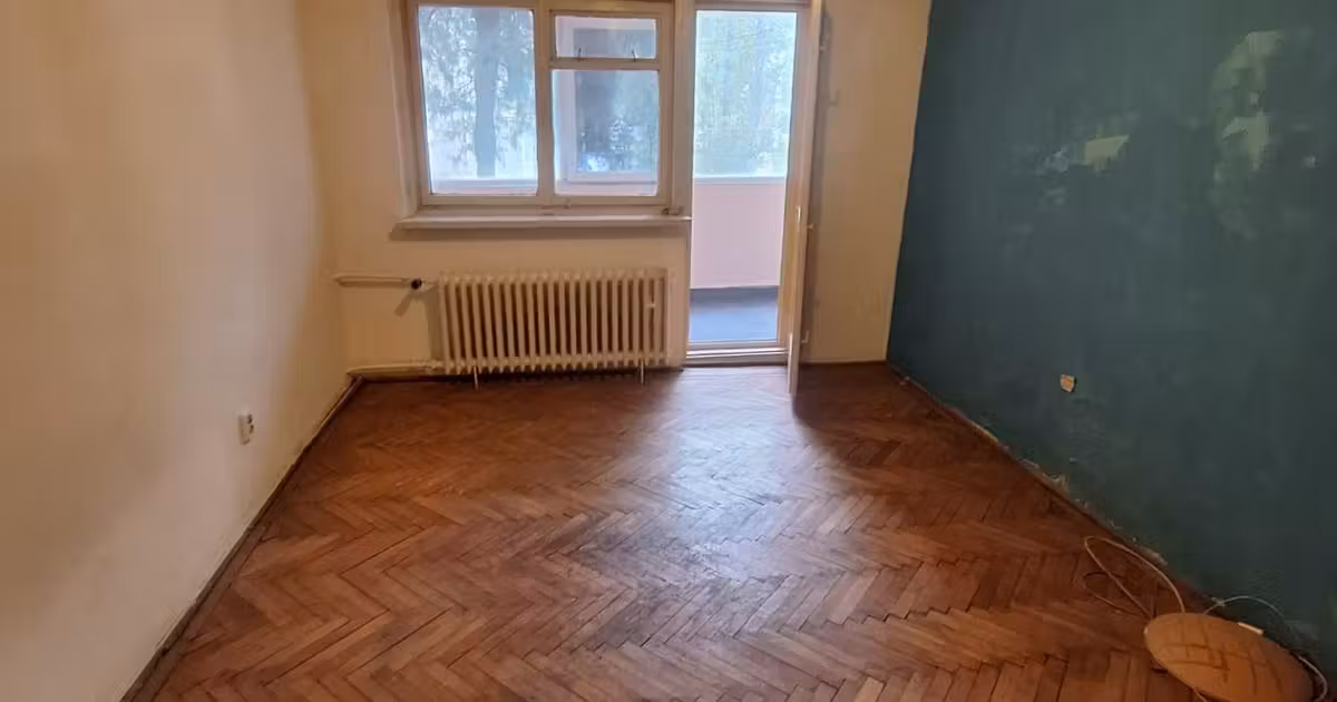 Apartament de vânzare cu 3 camere în zona Inel II, Constanța