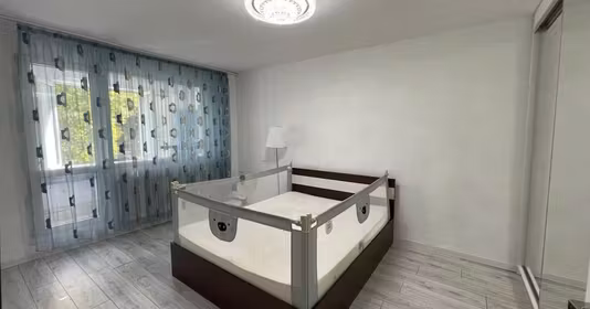 Apartament Titan