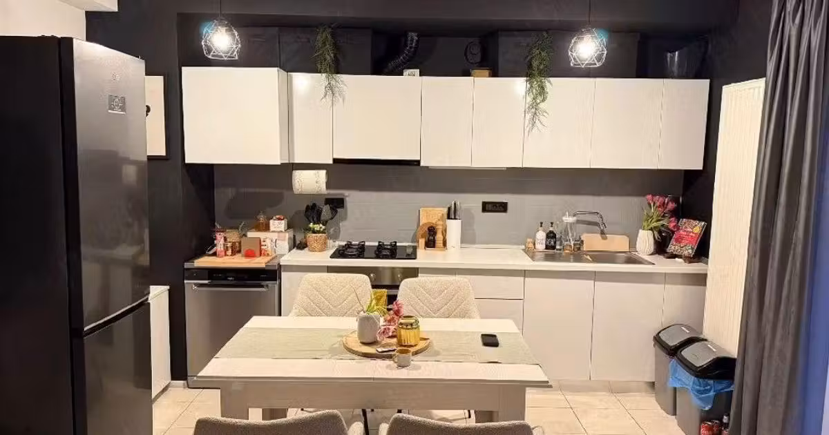 Apartament de vânzare cu 2 camere, mobilat în zona Torontalului, Timișoara