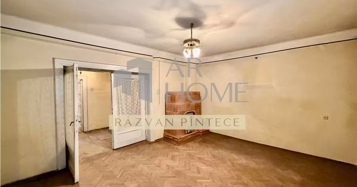 Apartament de vânzare cu 2 camere în zona Poștei - Bucov, Ploiești