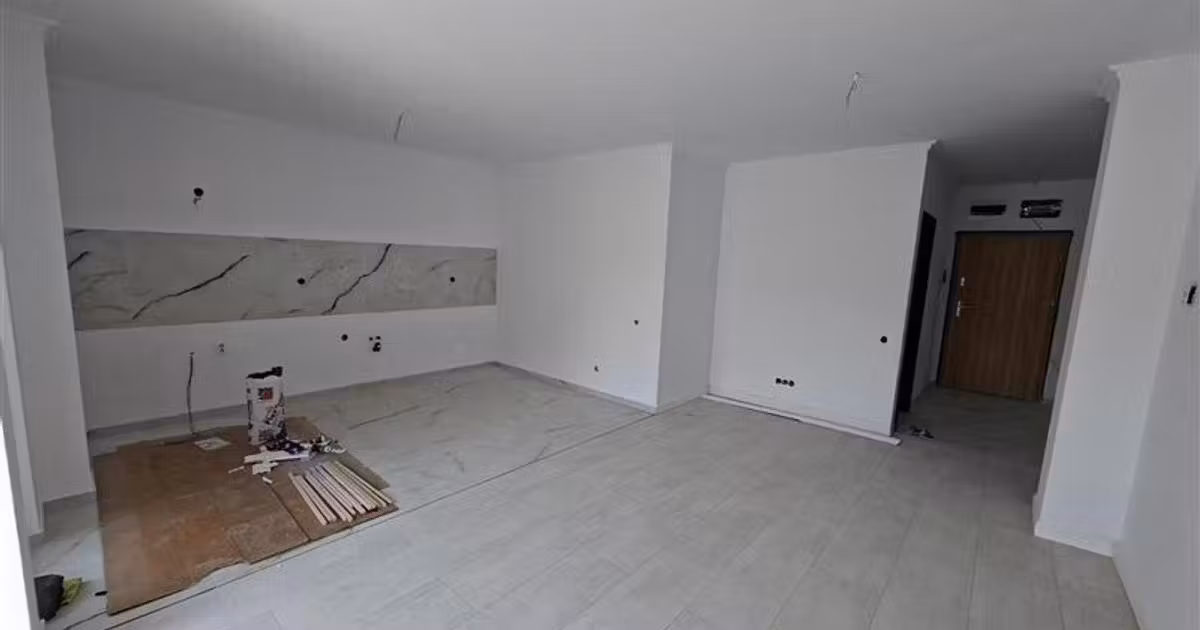 Apartament de vânzare cu 4 camere în Florești