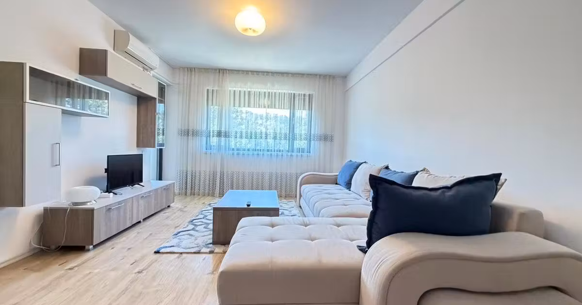 Apartament de vânzare cu 3 camere în zona Băneasa, Sector 1