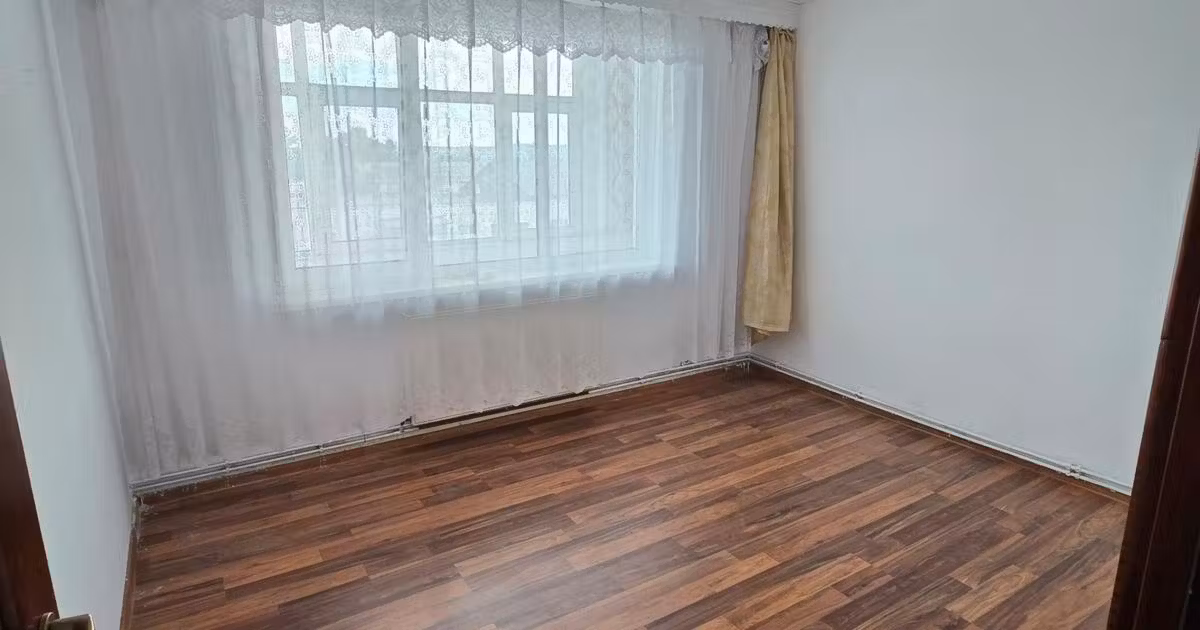 Apartament de vânzare cu 2 camere, mobilat în zona Orizont, Bacău