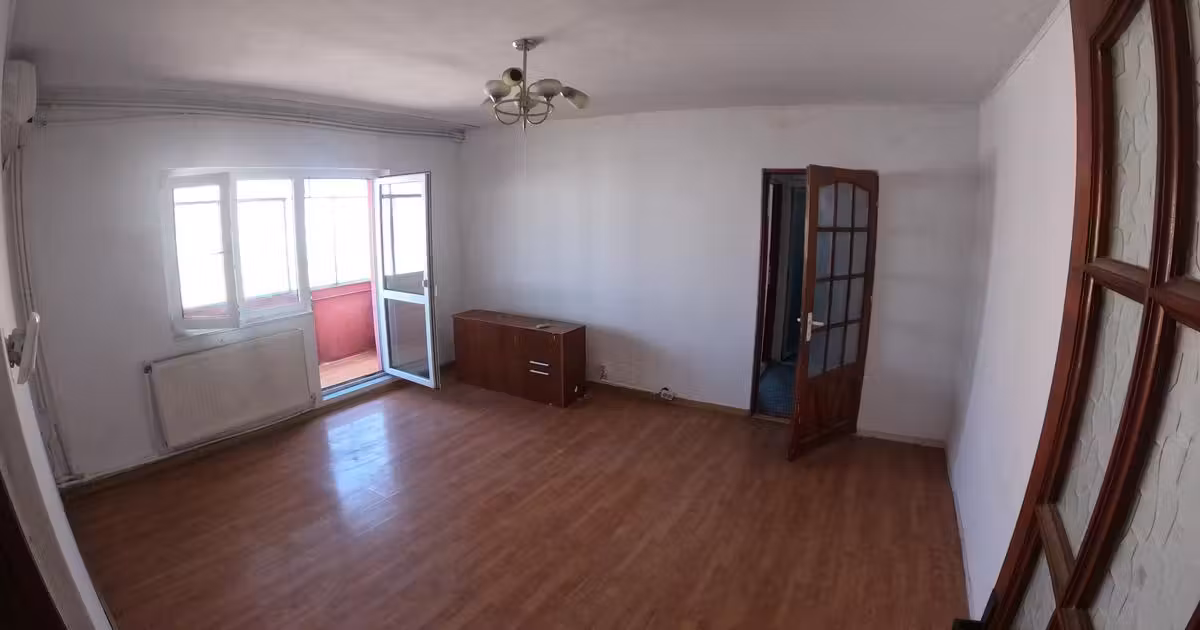 Apartament de vânzare cu 3 camere în zona Tineretului, Giurgiu