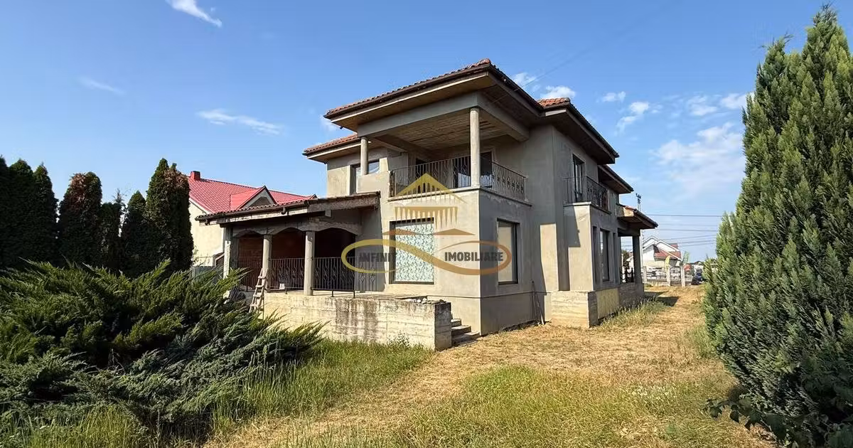 Casă individuală de vânzare cu 5 camere în zona Calea Romanului, Bacău