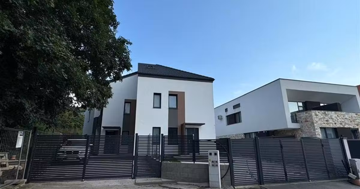 Duplex de vânzare cu 4 camere în zona Mănăștur, Cluj-Napoca
