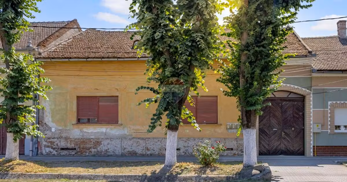 Casă individuală de vânzare cu 5 camere în Pecica