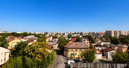 Apartament Titan