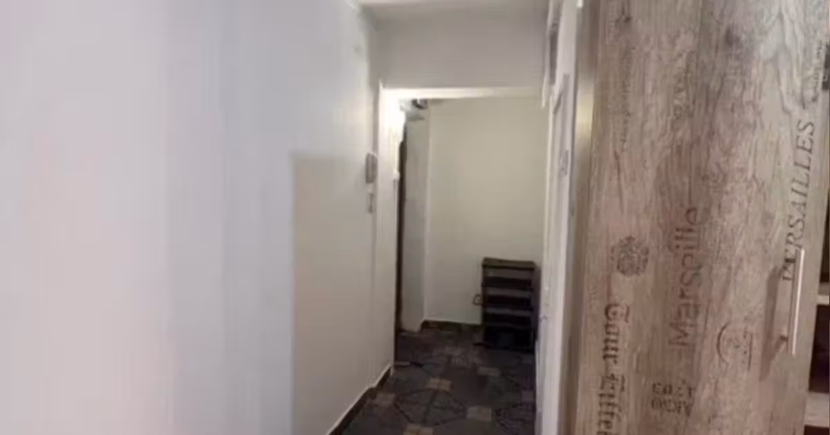 Apartament de vânzare cu 2 camere în zona Mărgeanului, Sector 5
