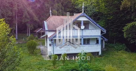 Casă Valea Crișului
