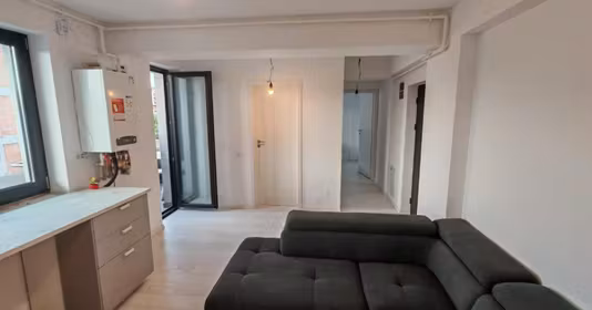 Apartament Titan