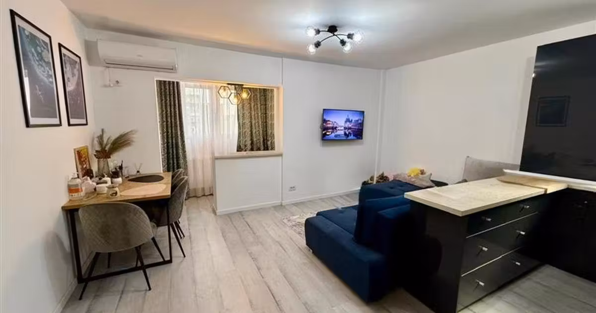 Apartament de vânzare cu 3 camere, mobilat în zona Mircea cel Bătrân, Iași