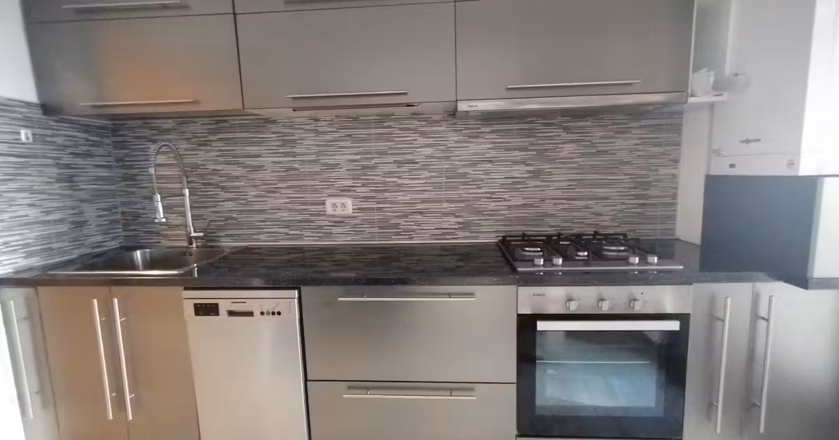 Garsonieră de vânzare în zona Lujerului, Sector 6