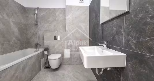 Apartament Tractorul