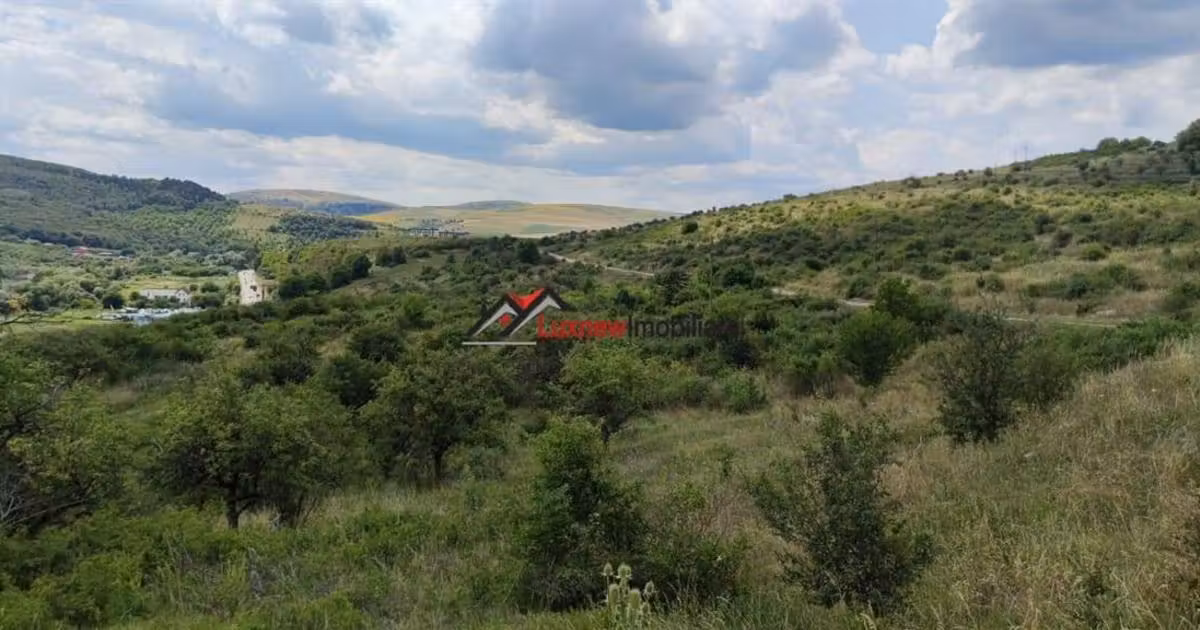 Teren Construcții intravilan de vânzare de 586 mp, în Baciu