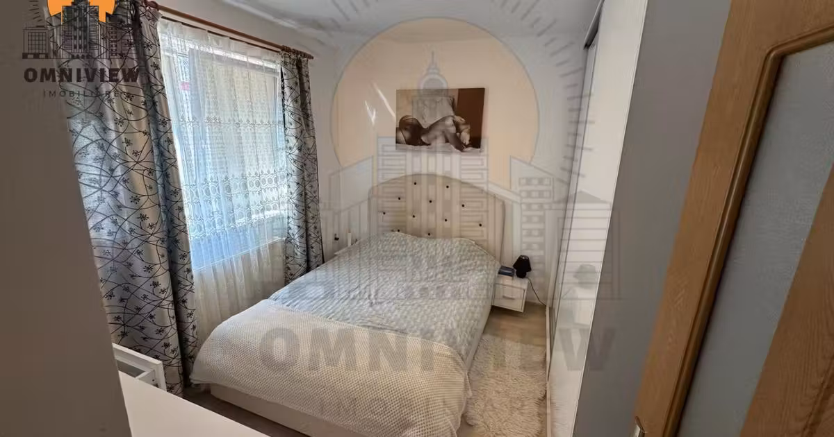 Apartament de vânzare cu 2 camere în zona Tractorul, Brașov