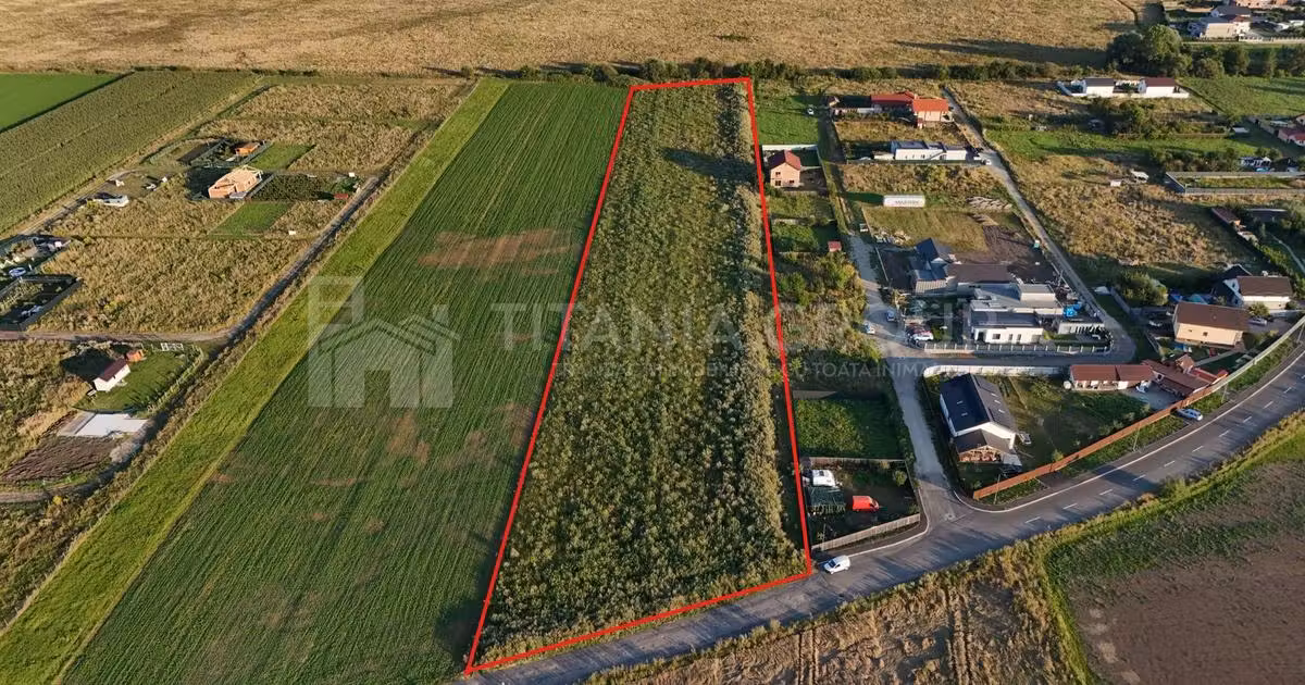 Teren Construcții intravilan de vânzare de 17400 mp, în zona Stupini, Brașov
