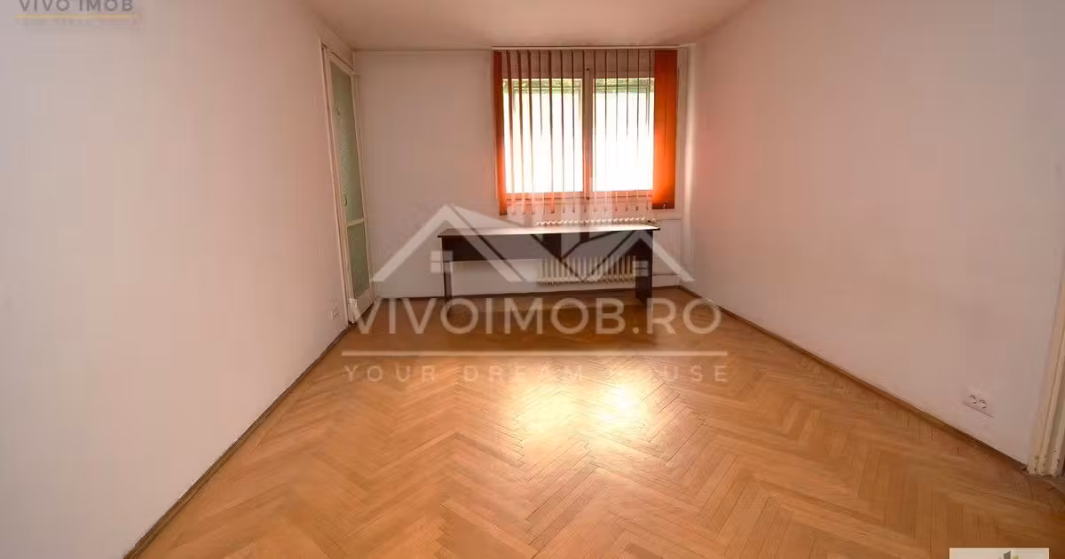 Apartament de vânzare cu 3 camere în zona Titan, Sector 3
