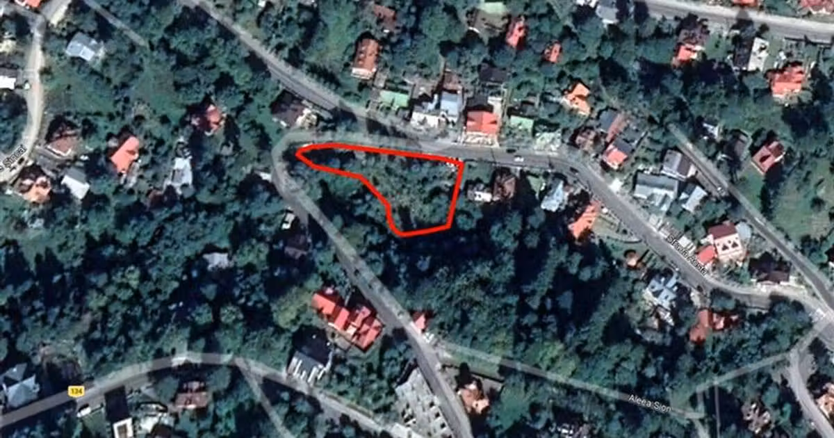 Teren Construcții intravilan de vânzare de 2013 mp, în Sinaia