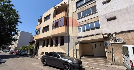 Garsonieră Peninsulă