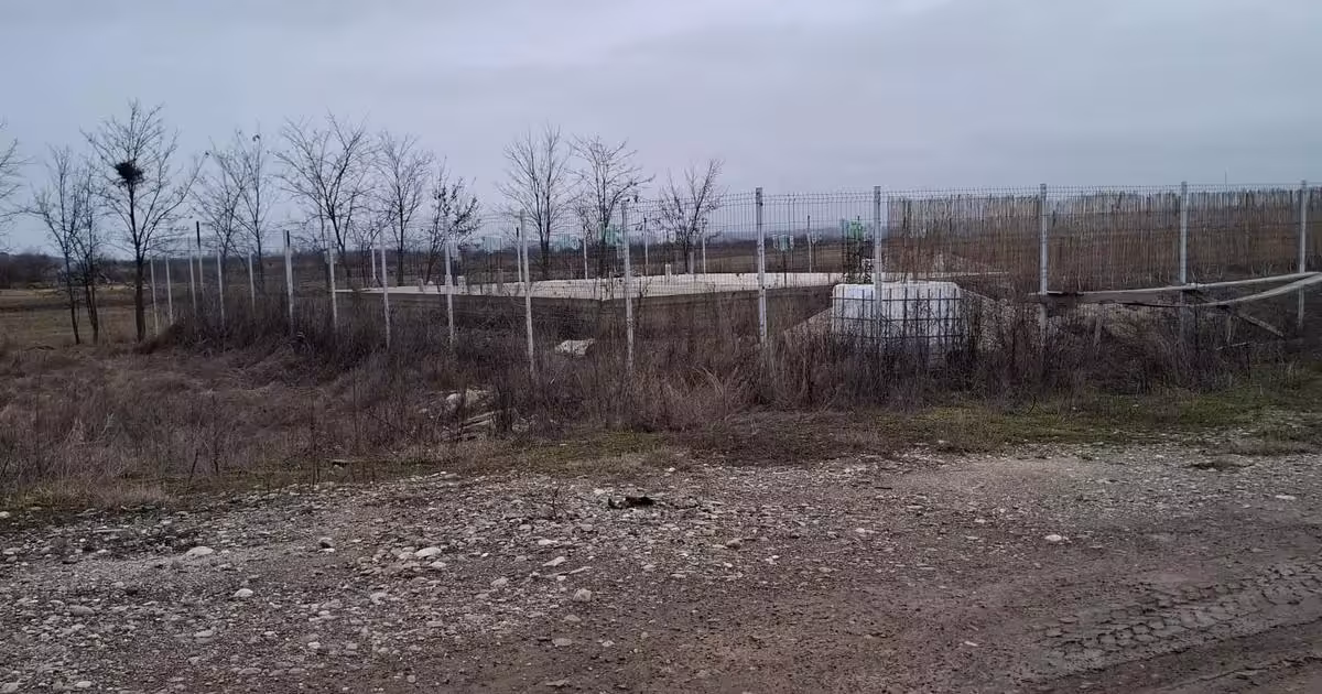 Teren Construcții intravilan de vânzare de 2500 mp, în Dragomirești