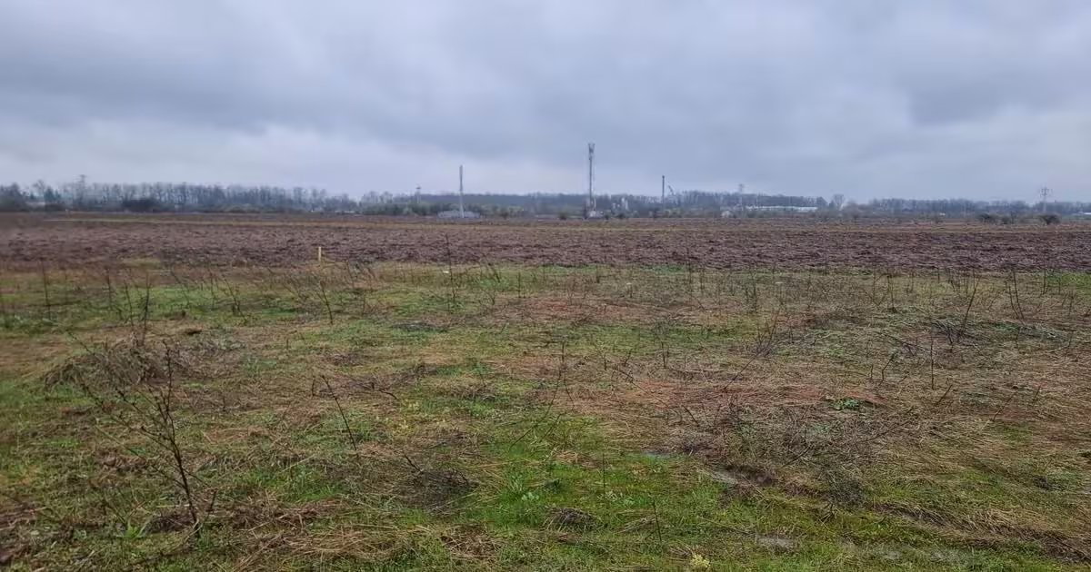 Teren Construcții intravilan de vânzare de 400 mp, în Tărtășești